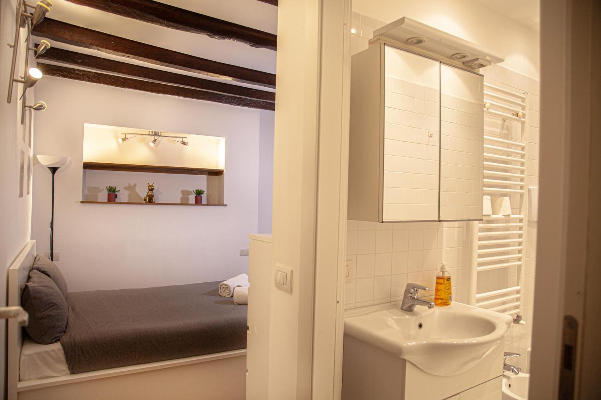 Appartement Rrrapido In Brera - Via Mercato Milaan